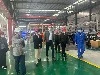 Ρώσος πελάτης επισκέπτεται το εργοστάσιο και υπογράφει το συμβόλαιο